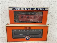 2 LIONEL TRAIN CARS