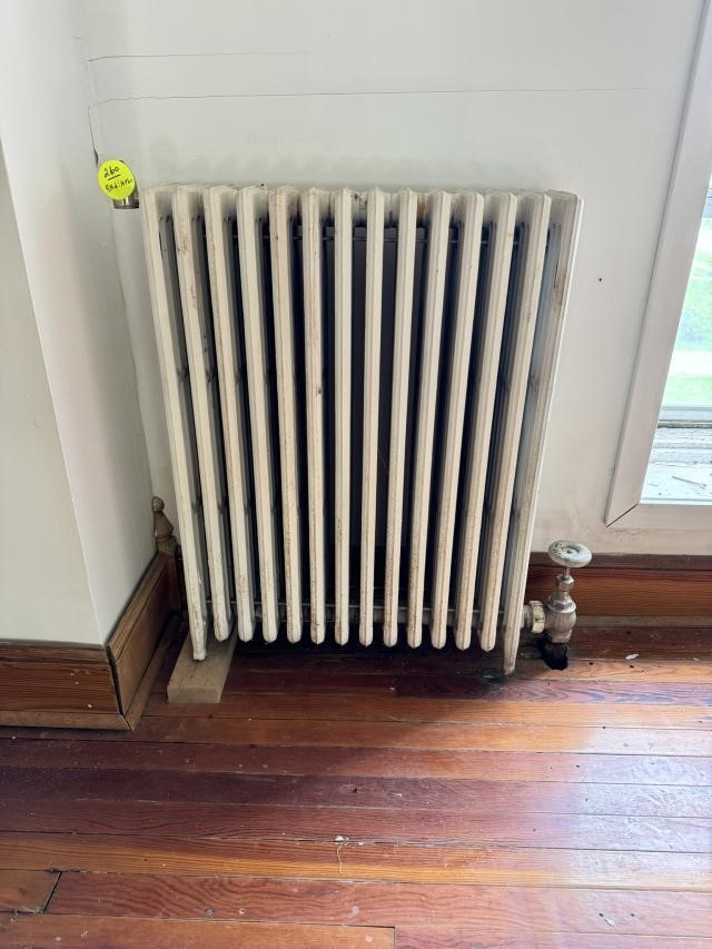 Cast Iron Radiator 24 Inches Long