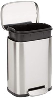 Amazon Basics 5 Liter / 1.3 Gallon Soft-Close,