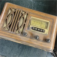 Antique SilverTone Radio