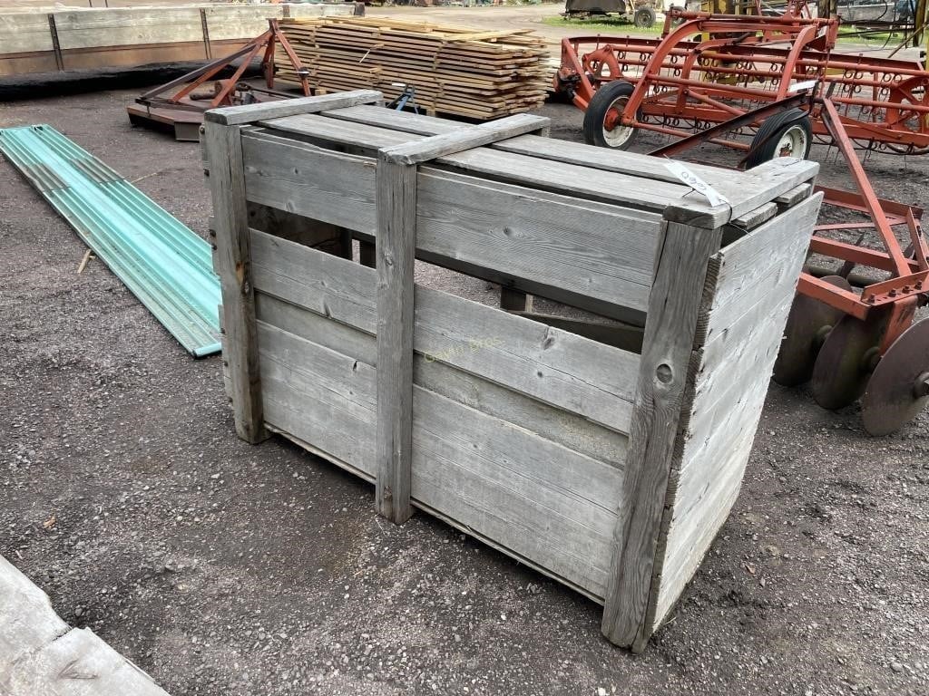 wood calf crate