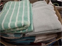Lg. Box w/ Bath Towels