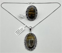 (DE) Tiger Eye 2” Pendant Necklace (17” Chain) &