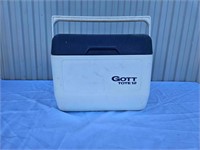 NICE - Vtg SportCooler 12 Cooler Ice Chest