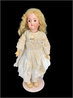 Antique Handwerk Simon & Halbig Porcelain Doll