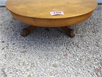 SOLID WOOD ANTIQUE TABLE W/CLAW FEET..42" X 15"
