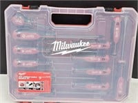 Milwaukee 12 pc Screwdriver New Set