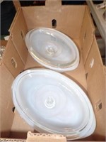 (2) Casserole Dishes w/Lids, Pyrex Bowl, (6) Sauce