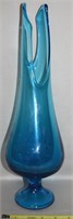 MCM LE Smith Simplicity Blue Art Glass Swung Vase