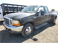 2000 Ford F350 Extra Cab Dually Pickup Truck