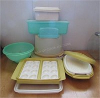 Tupperware Lot