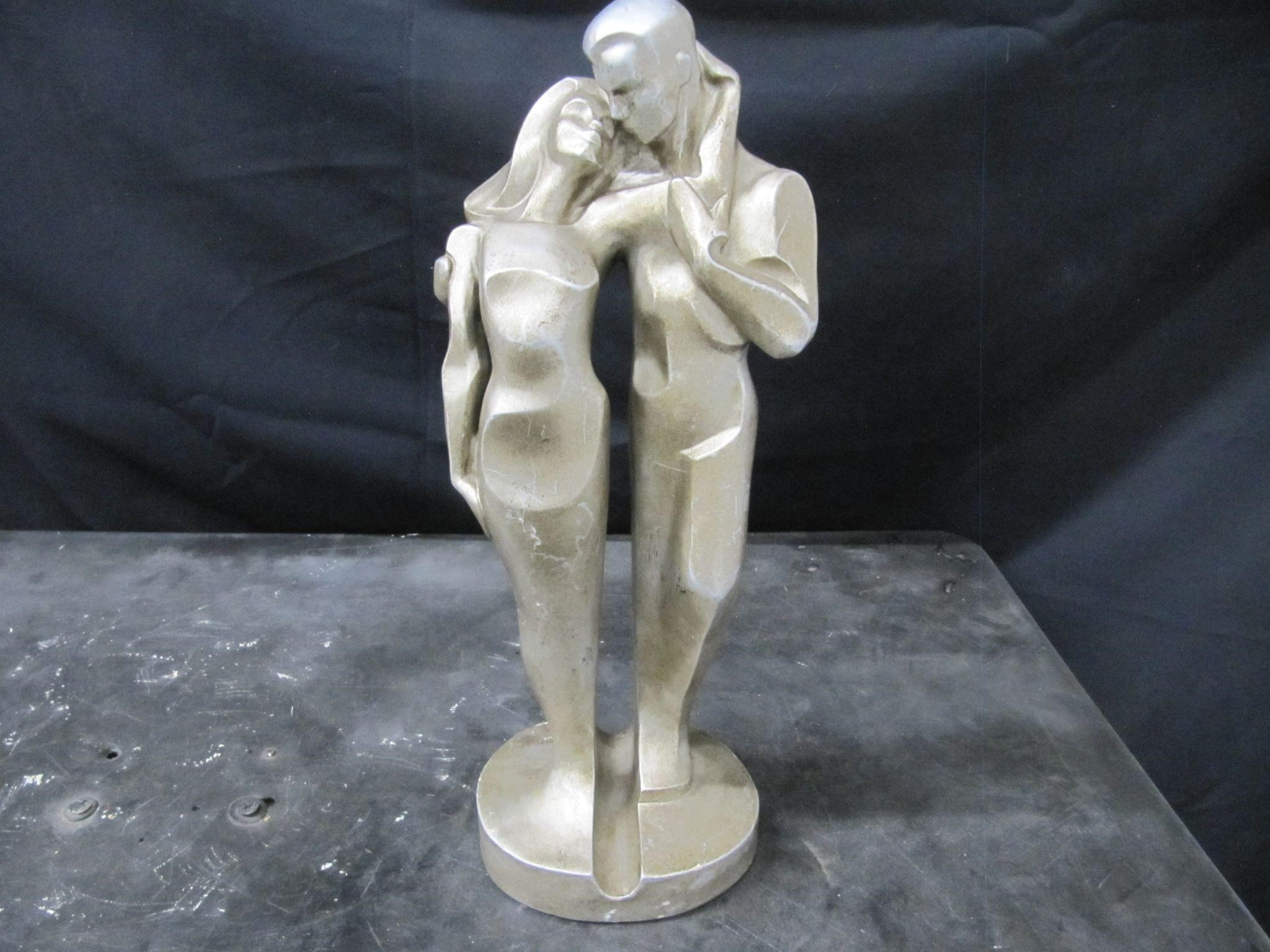 COMPOSITE AUSTIN COUPLE STATUE/FIGURE