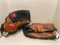 2 X Baseball Gloves