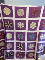 Vintage flower quilt - edges frayed