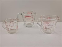 3 Pyrex measuring cups
