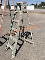 6FT Fiberglass Green Ladder
