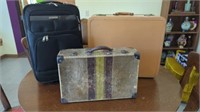 2 VINTAGE SUITCASES AND 1 PROTEGE SUITCASE WITH A