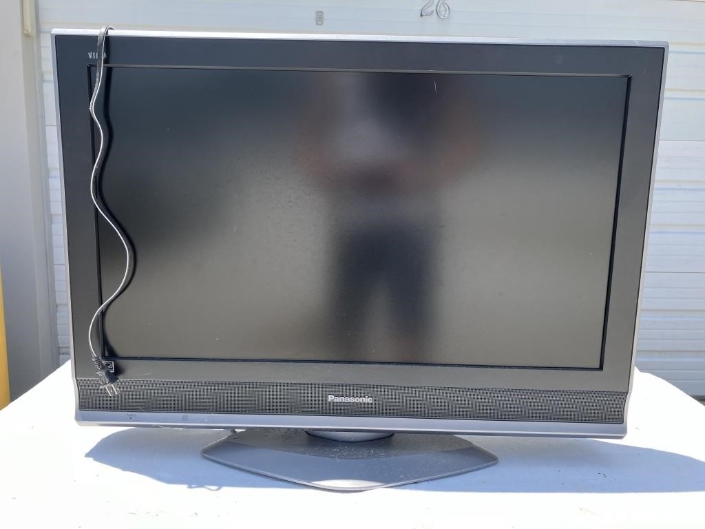 Panasonic 32 in TV D