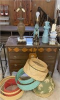 Assorted vintage, lamps and shades