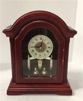 Westminster battery operated mantle clock - does