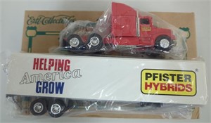 Ertl Peterbilt Pfister Hybrids NIB 1/64