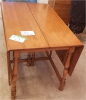 Beautiful MCM Drop Leaf Gate Leg Table,