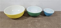 (3) Vintage Pyrex Bowls