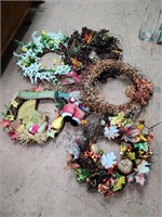 Assorted Wreaths Projects