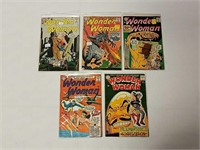 5 Wonder Woman comics