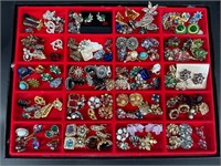 VINTAGE COSTUME JEWELRY LOT OF CLIP ON EARRINGS