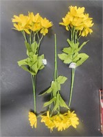 Artificial flowers