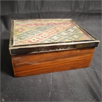 Vintage wood lidded box