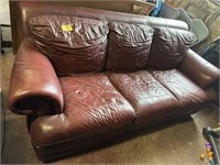 BURGANDY LEATHER COUCH