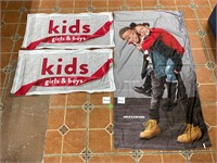 Nine West&Sketchers Kids Advertising Banner