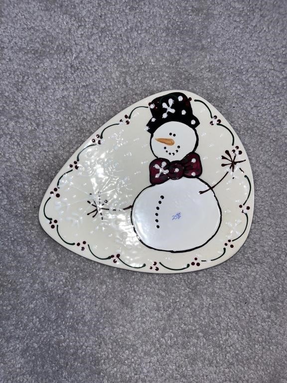 Hand Crafted Expressly Yours Snowman Plate