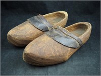 Vtg Holland Wood Leather Carved Adult Shoes
