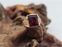 Men's Vintage 10K Gold & Red Stone Ring Size 10