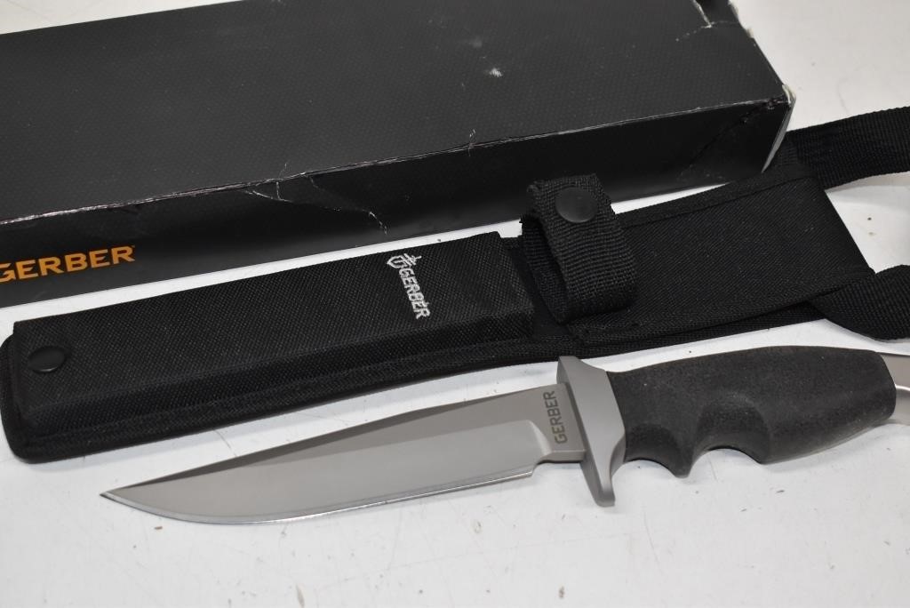 New 11" Gerber Knife w/Sheath