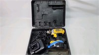 Dewalt drill with battery and charger working