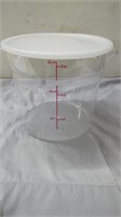 New 6 Qt Kitchen Storage Container with Lid