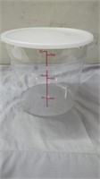 New 6 Qt Kitchen Storage Container with Lid