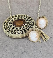 3pc Vtg Cameo Necklace & Earring Set