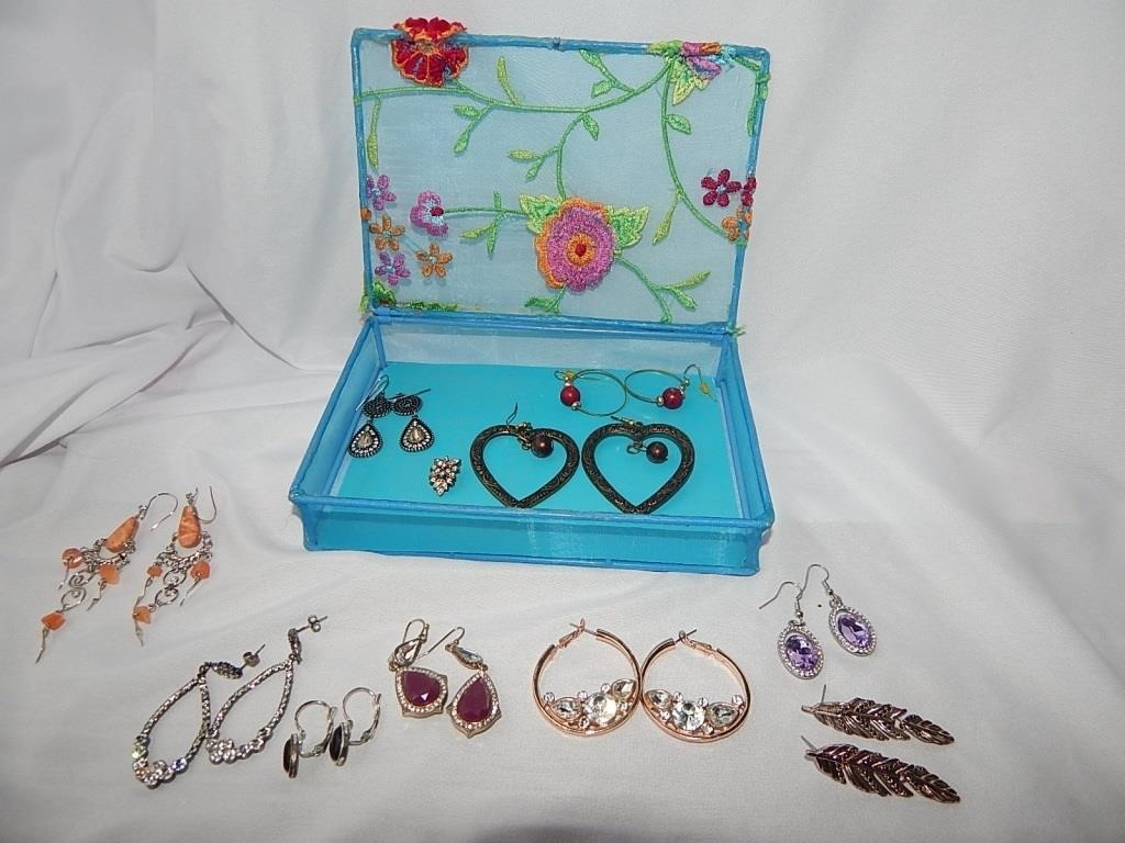 Small Jewelry Chest With Costume Jewelry Earrings