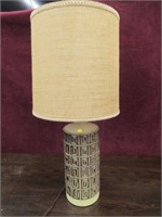 VINTAGE TABLE LAMP