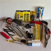 Assorted Tools Profoot Clippers, Hammer ++