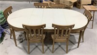 Wooden dining room table w/ 3 leaves & table