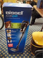 Bissell ICONpet cordless vacuum with box