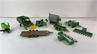 JOHN DEERE ERTL DIE CAST FARM TOYS, 1/64