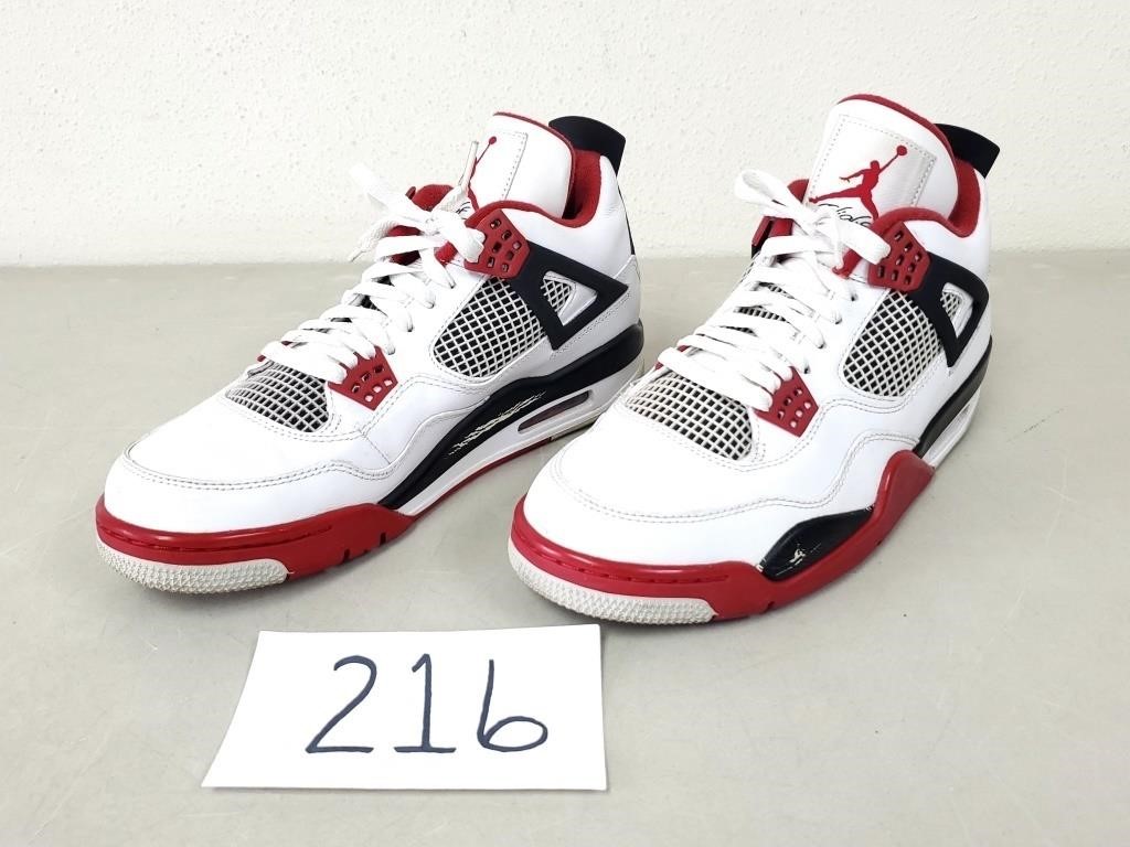 Men's Nike Air Jordan 4 Retro Shoes - Size 10.5