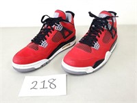 Men's Nike Air Jordan 4 Retro Shoes - Size 10.5